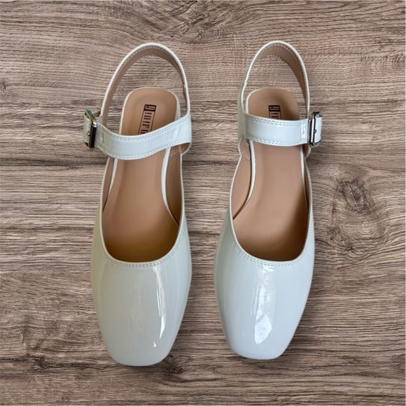Idifu White  Slingback Flats - Picture 1 of 7